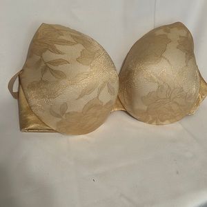 Cacique 42DD BRA NEW!